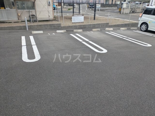 16/24 駐車場