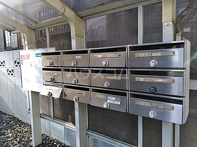 14/15 エントランス