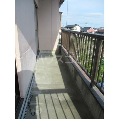 13/18 バルコニー