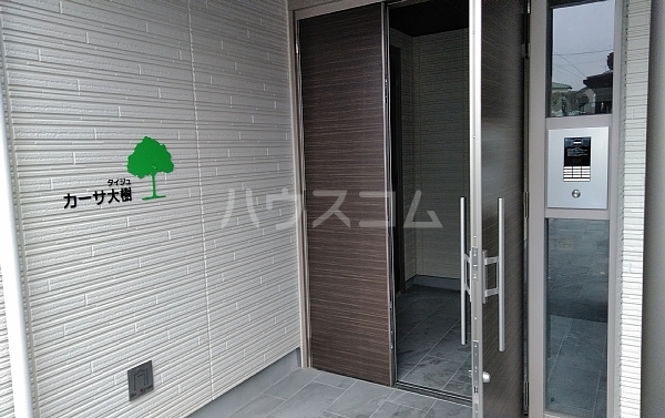 2/4 エントランス