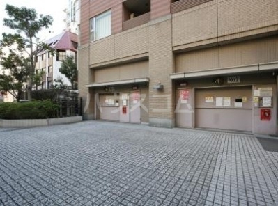 16/26 駐車場