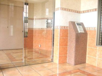 14/17 エントランス