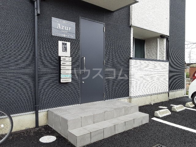 26/30 エントランス