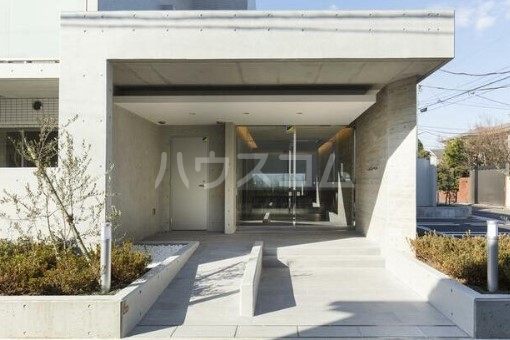 2/6 エントランス