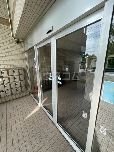 19/22 エントランス