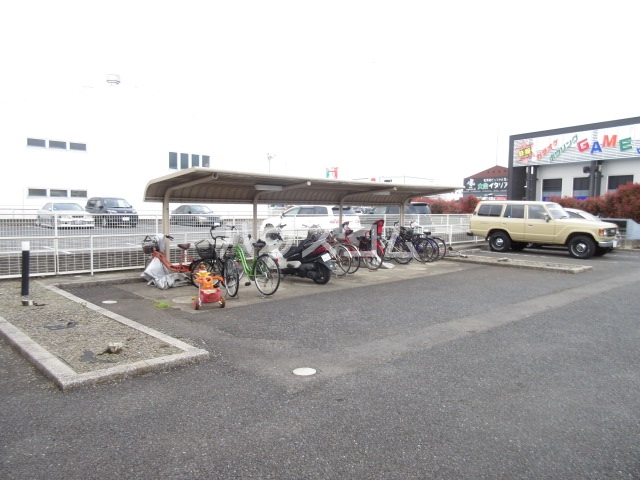 20/23 駐車場