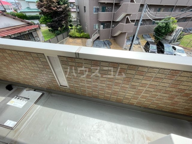 21/30 バルコニー