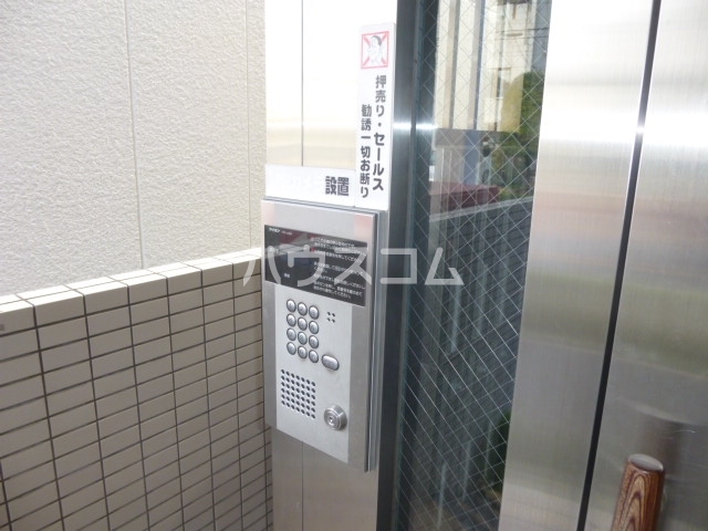 2/8 エントランス