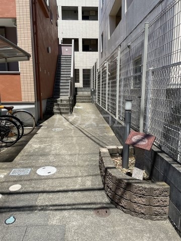 29/30 エントランス