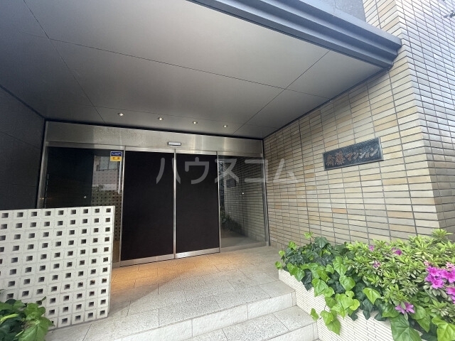 14/22 エントランス