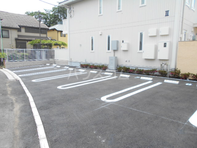 19/27 駐車場