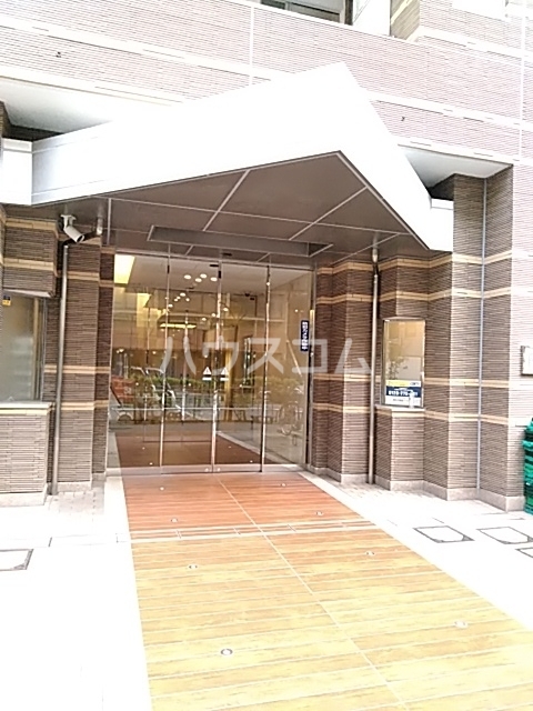 15/22 エントランス