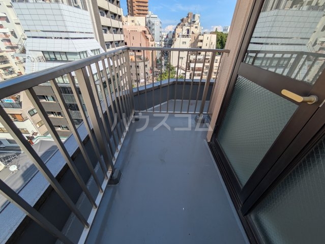 19/30 バルコニー