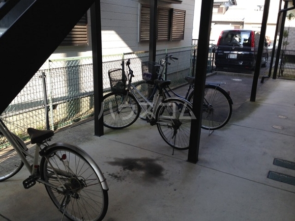 17/25 エントランス