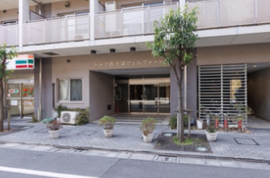 19/23 エントランス