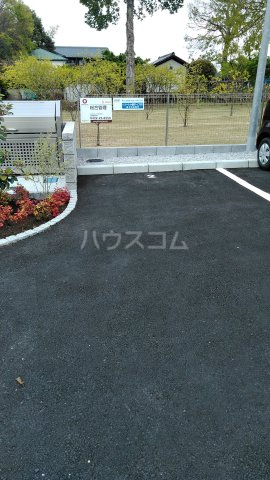 28/30 駐車場