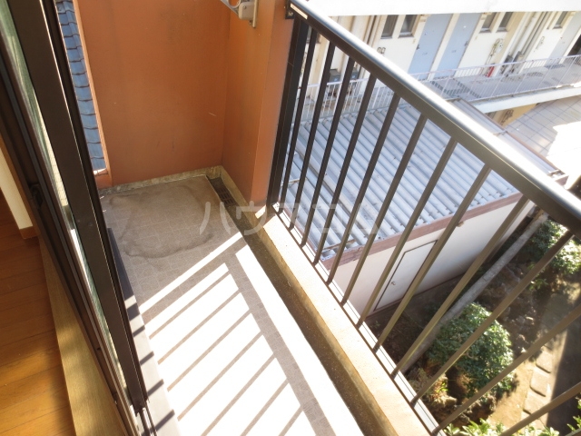 16/27 バルコニー