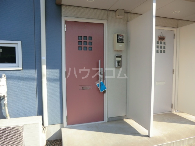 22/30 エントランス