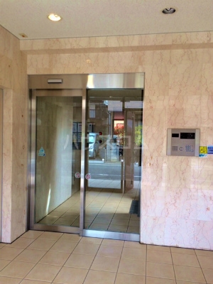 9/10 エントランス