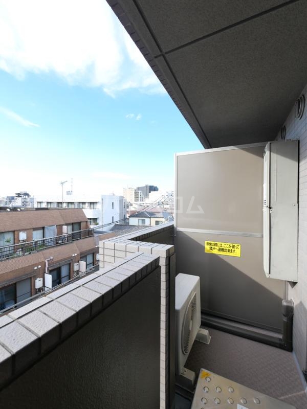 13/23 バルコニー