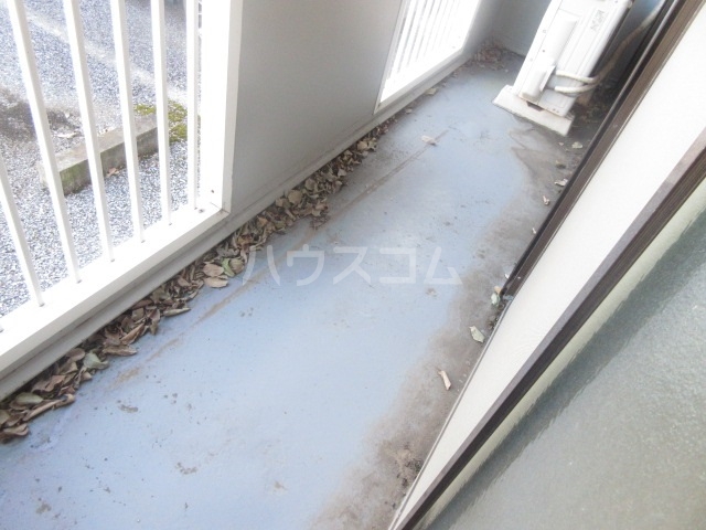 13/19 バルコニー