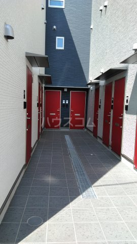 2/4 エントランス