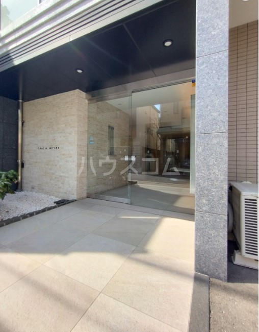 14/17 エントランス