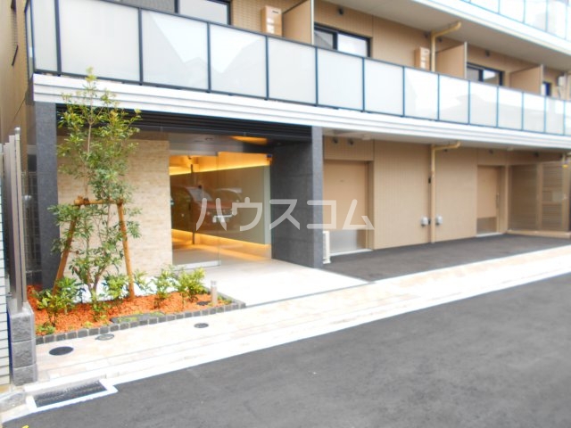 17/20 エントランス