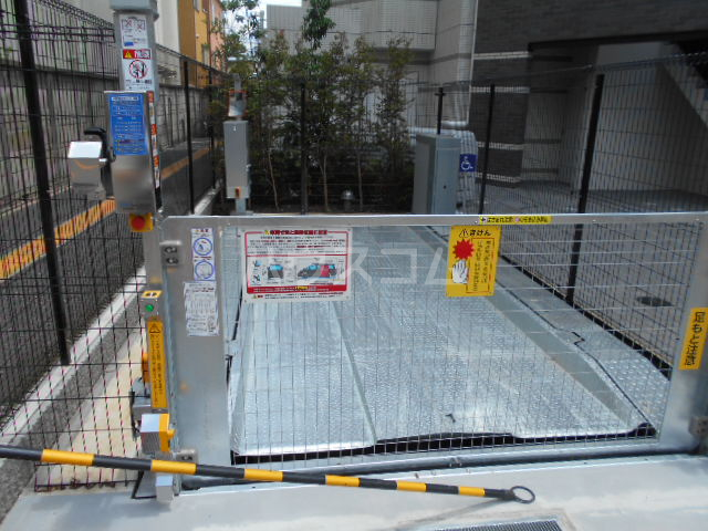 26/30 駐車場