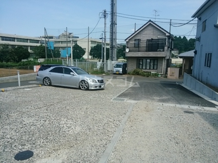 25/30 駐車場