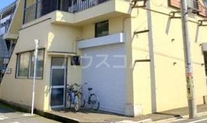 2/4 エントランス