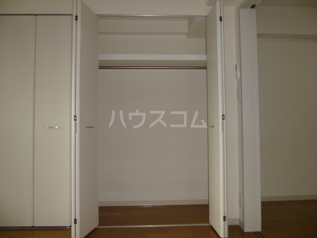 23/24 エントランス