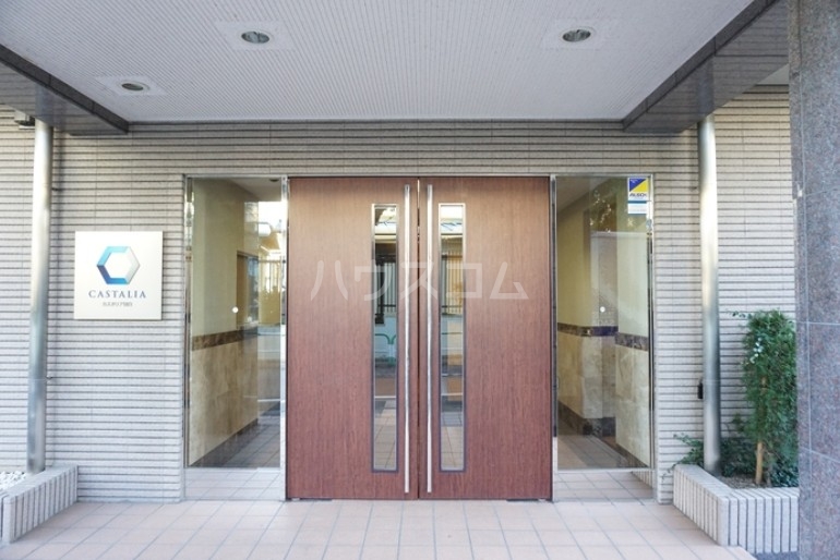 5/8 エントランス