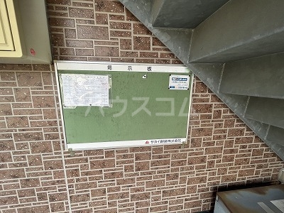 17/26 エントランス