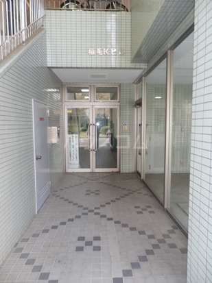 24/26 エントランス