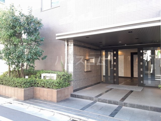 29/30 エントランス