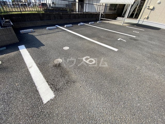 3/4 駐車場
