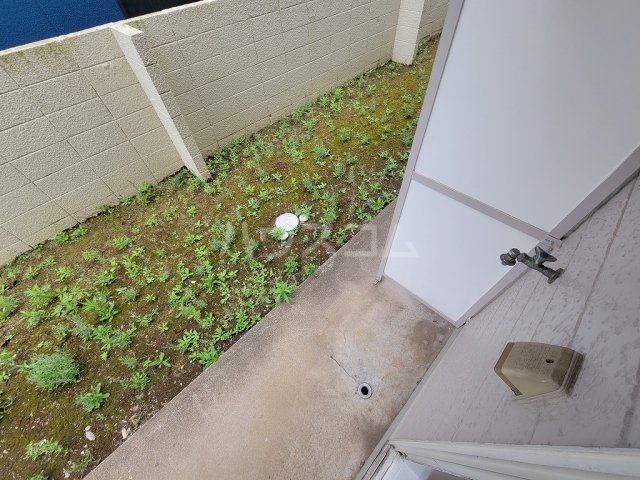 19/30 バルコニー