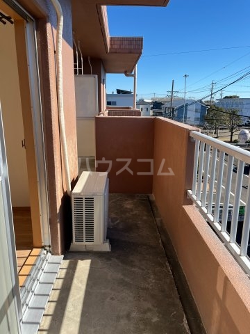 13/18 バルコニー