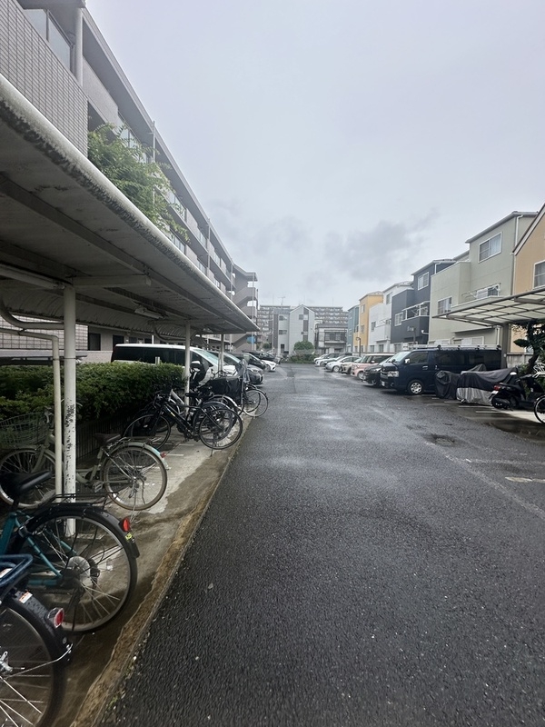 21/25 駐車場