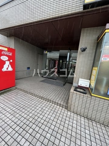 15/18 エントランス