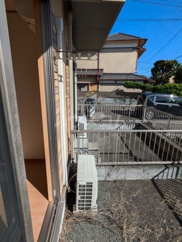 13/18 バルコニー