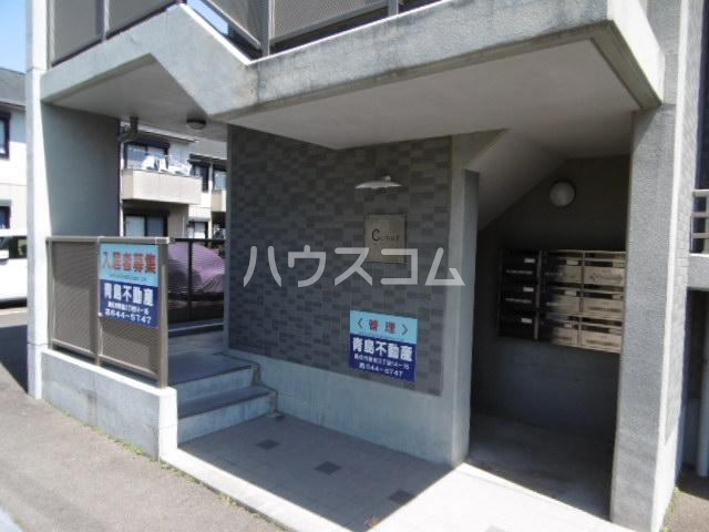 2/4 エントランス