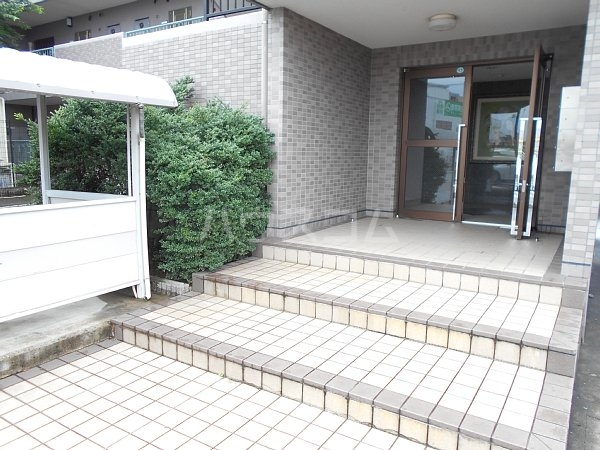 2/10 エントランス