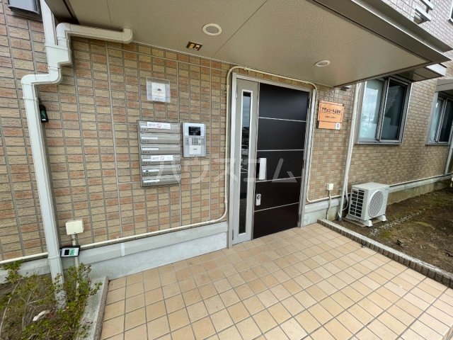 29/30 エントランス