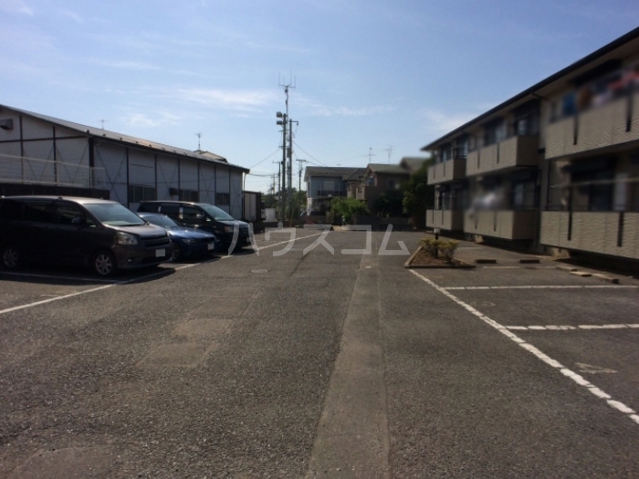 22/30 駐車場
