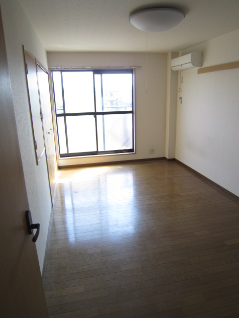 3/8 リビング/ダイニング