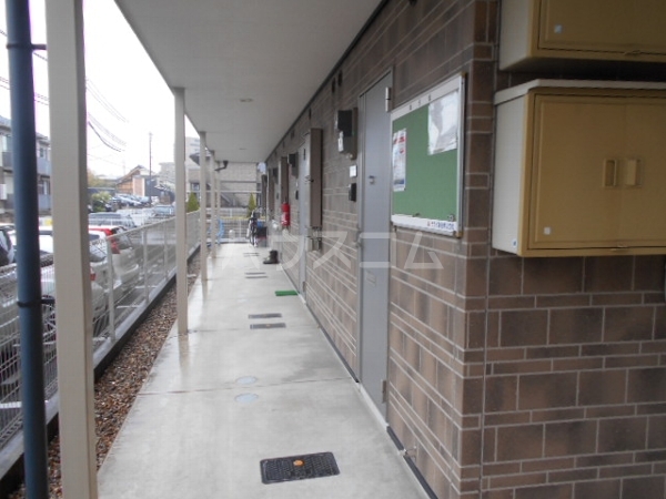 16/26 エントランス