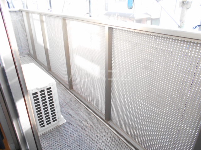 20/30 バルコニー