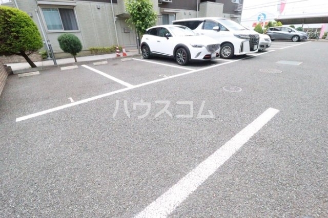 27/29 駐車場